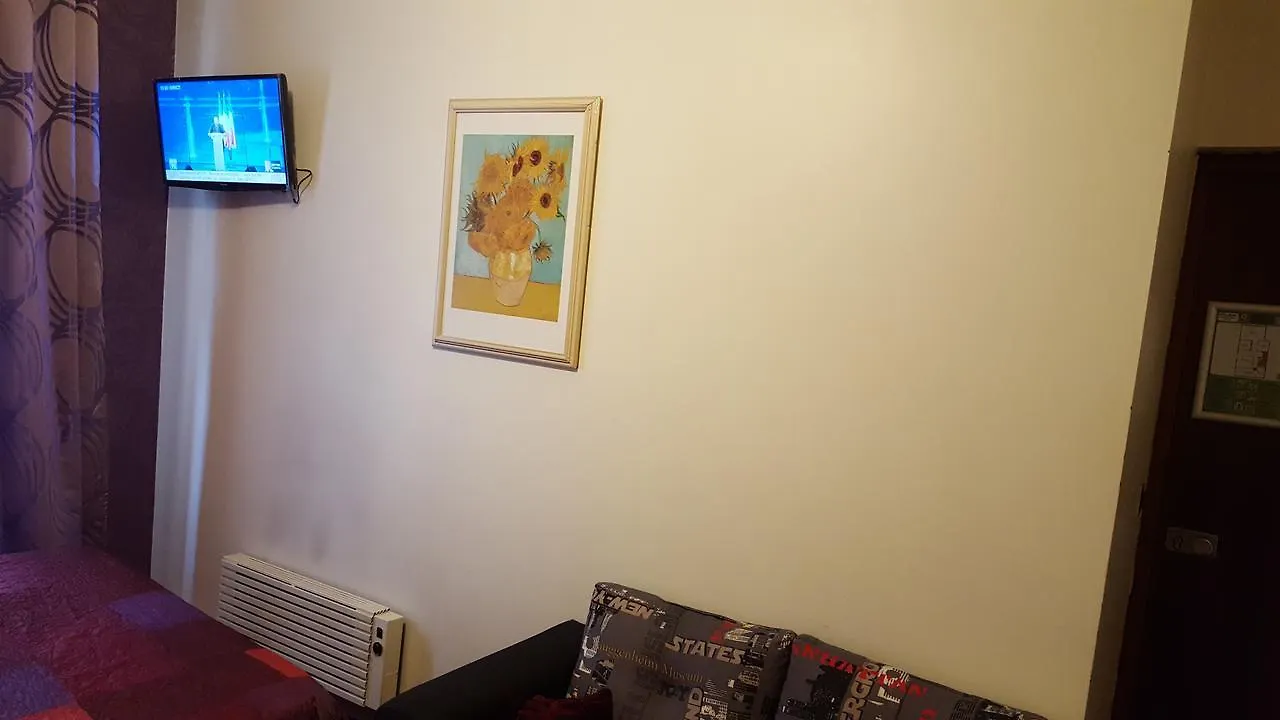 Media 3* Paříž